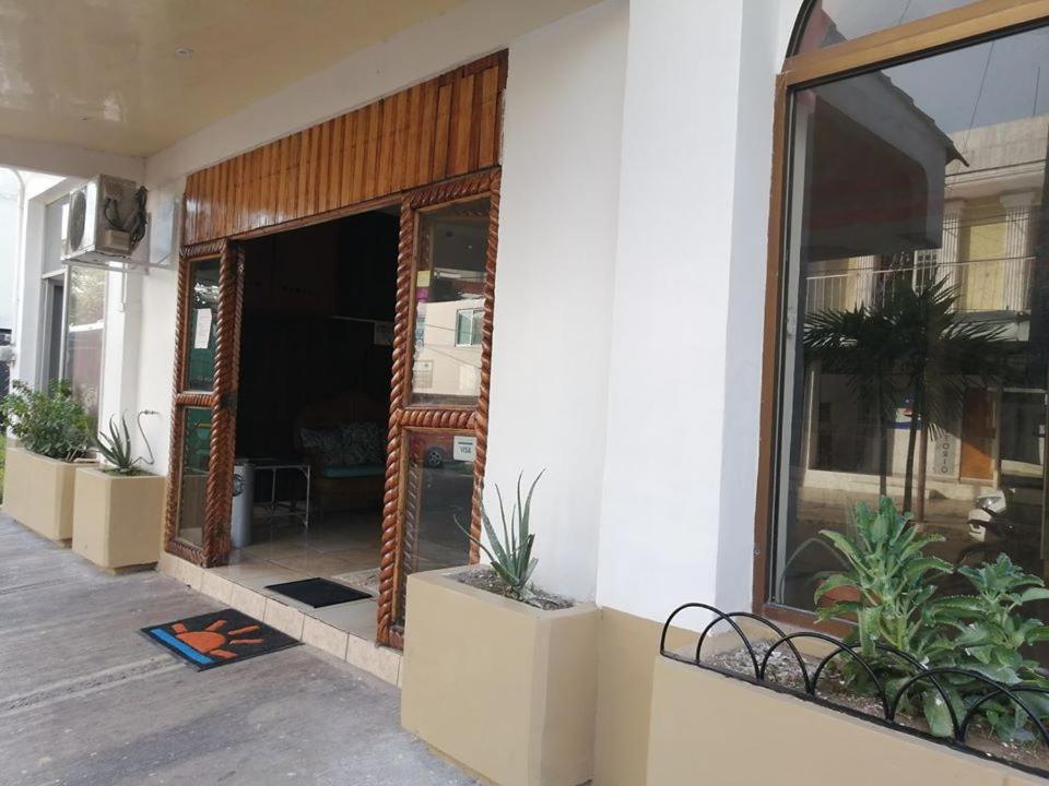Hotel Sol Del Pacifico Lázaro Cárdenas Exterior foto